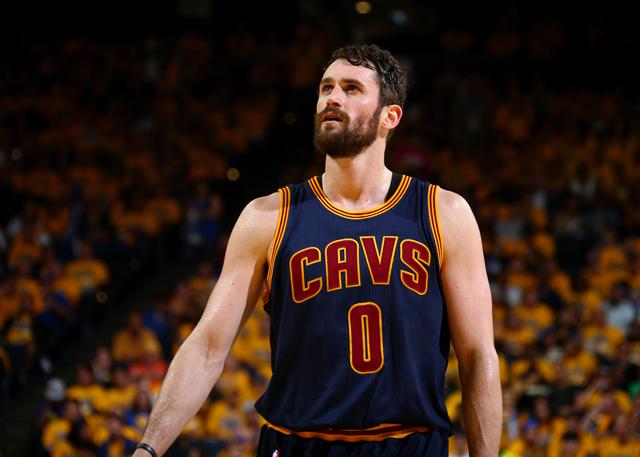 是她能够三 是她能够三